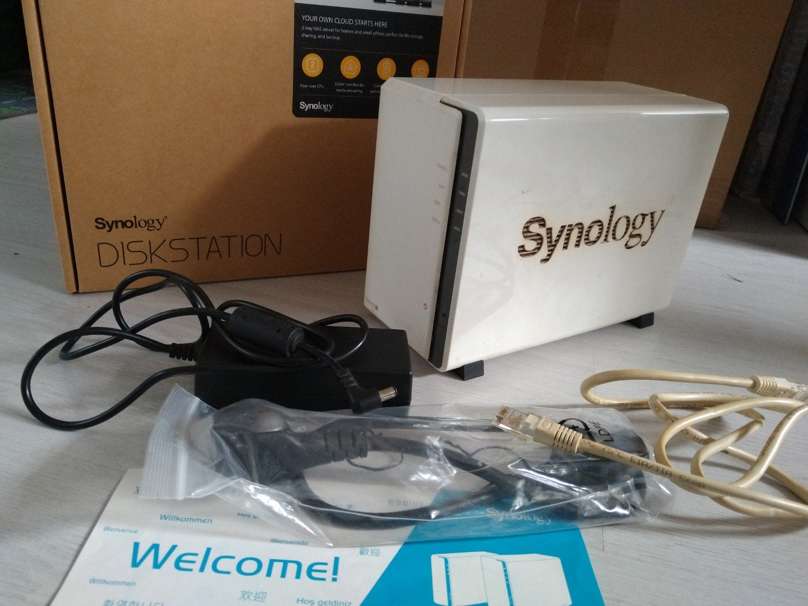 Synology DS215J NAS zonder harde schijven, Ophalen of Verzenden, Gebruikt