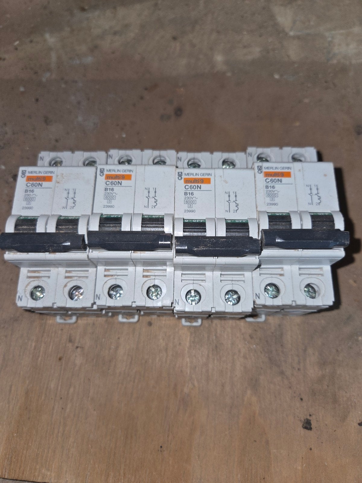 Schneider Electric Merlin Gerin C60N B16, Ophalen of Verzenden, Gebruikt, Schneider Electric, Installatieautomaat