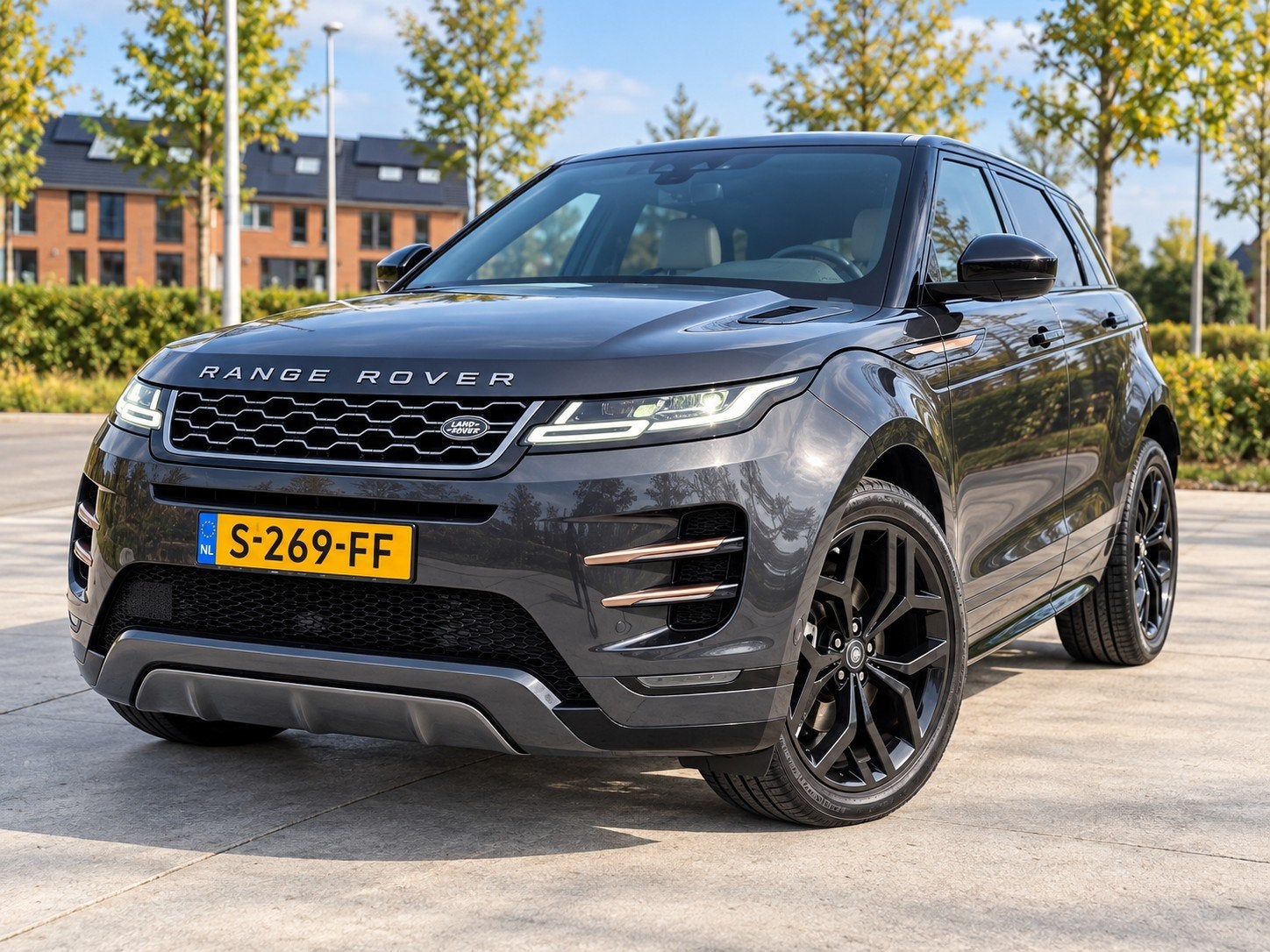 Land Rover Range Rover Evoque 2.0 P250 R Dynamic AWD 2019, Auto's, Automaat, Lichtsensor, Leder, SUV of Terreinwagen