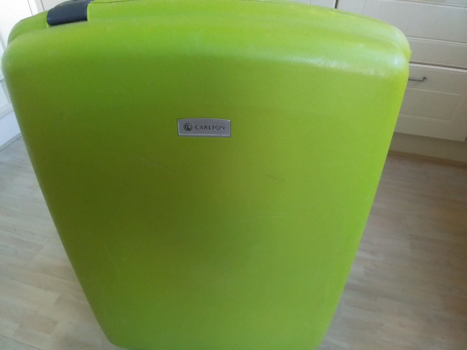 Stevige Reiskoffer merk Carlton., Ophalen, Gebruikt, Hard kunststof, 70 cm of meer