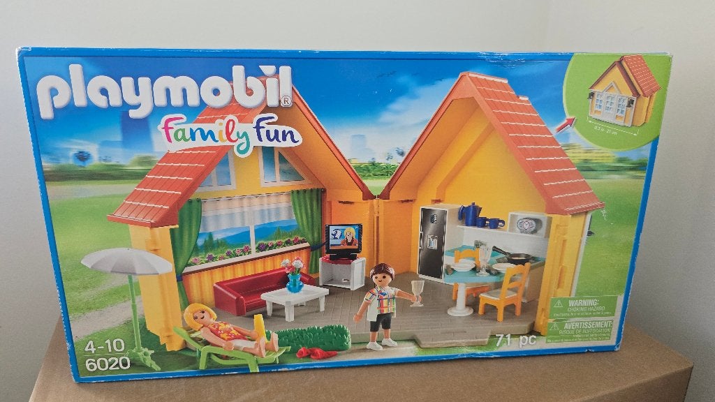 Playmobil 6020 Zomerhuisje Family Fun nieuw in doos, Gebouw, Complete set, Nieuw, Ophalen of Verzenden