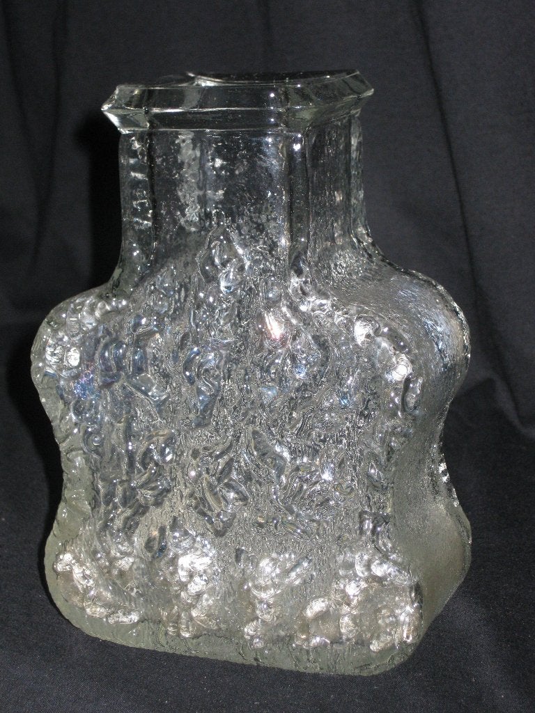 Skruf Sweden Lars Hellsten Ice Vase, Ophalen