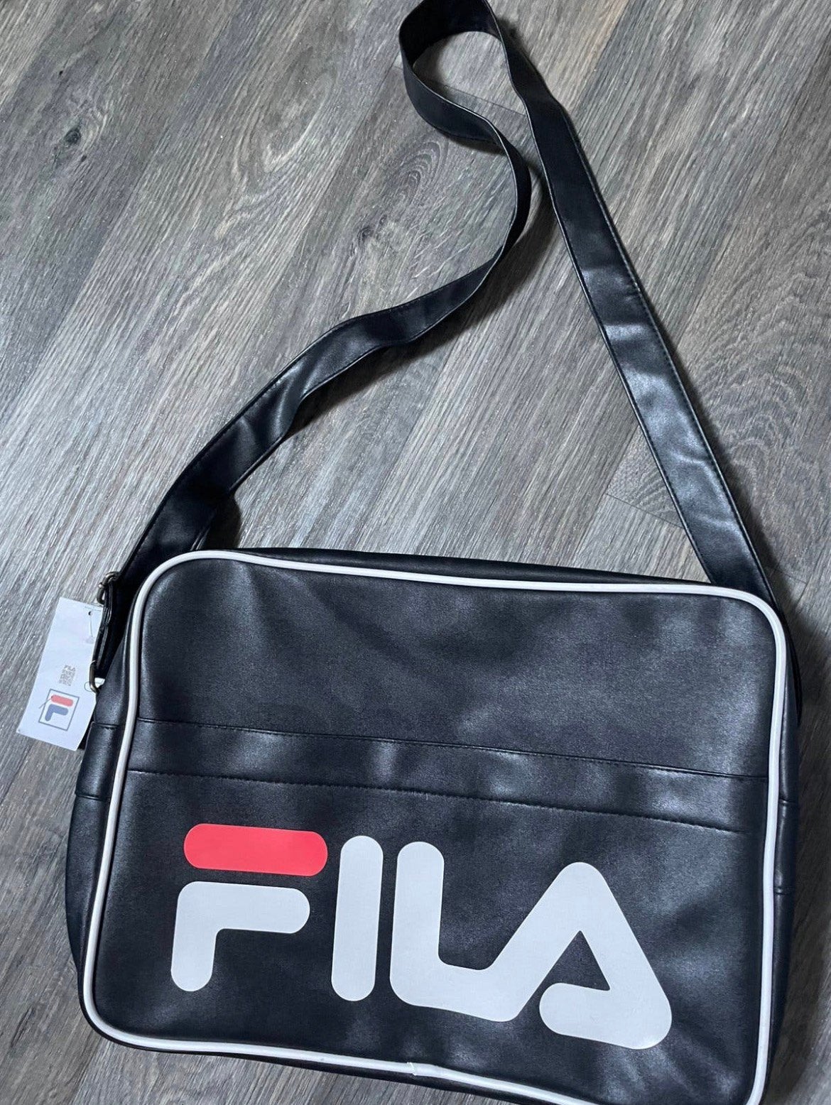 Schoudertas van Fila Nieuw, Ophalen of Verzenden, Zo goed als nieuw