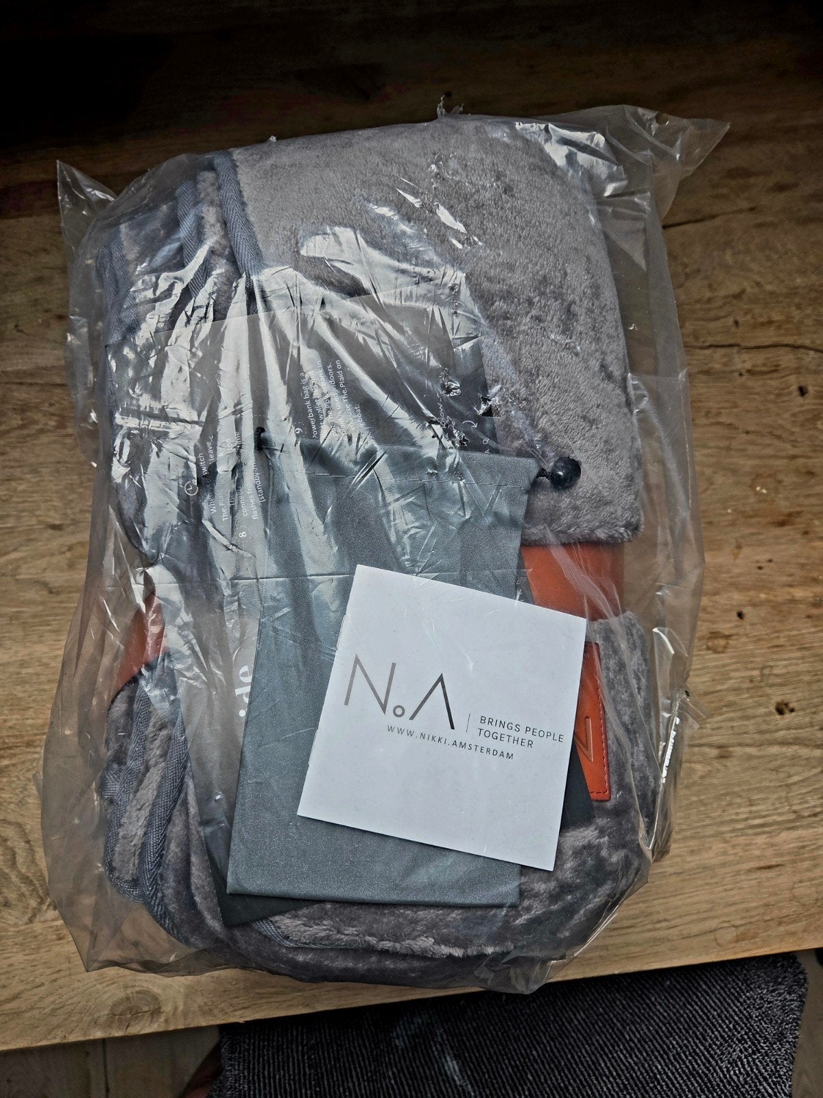 Warmteplaid van Nikki Amsterdam, Ophalen, Nieuw