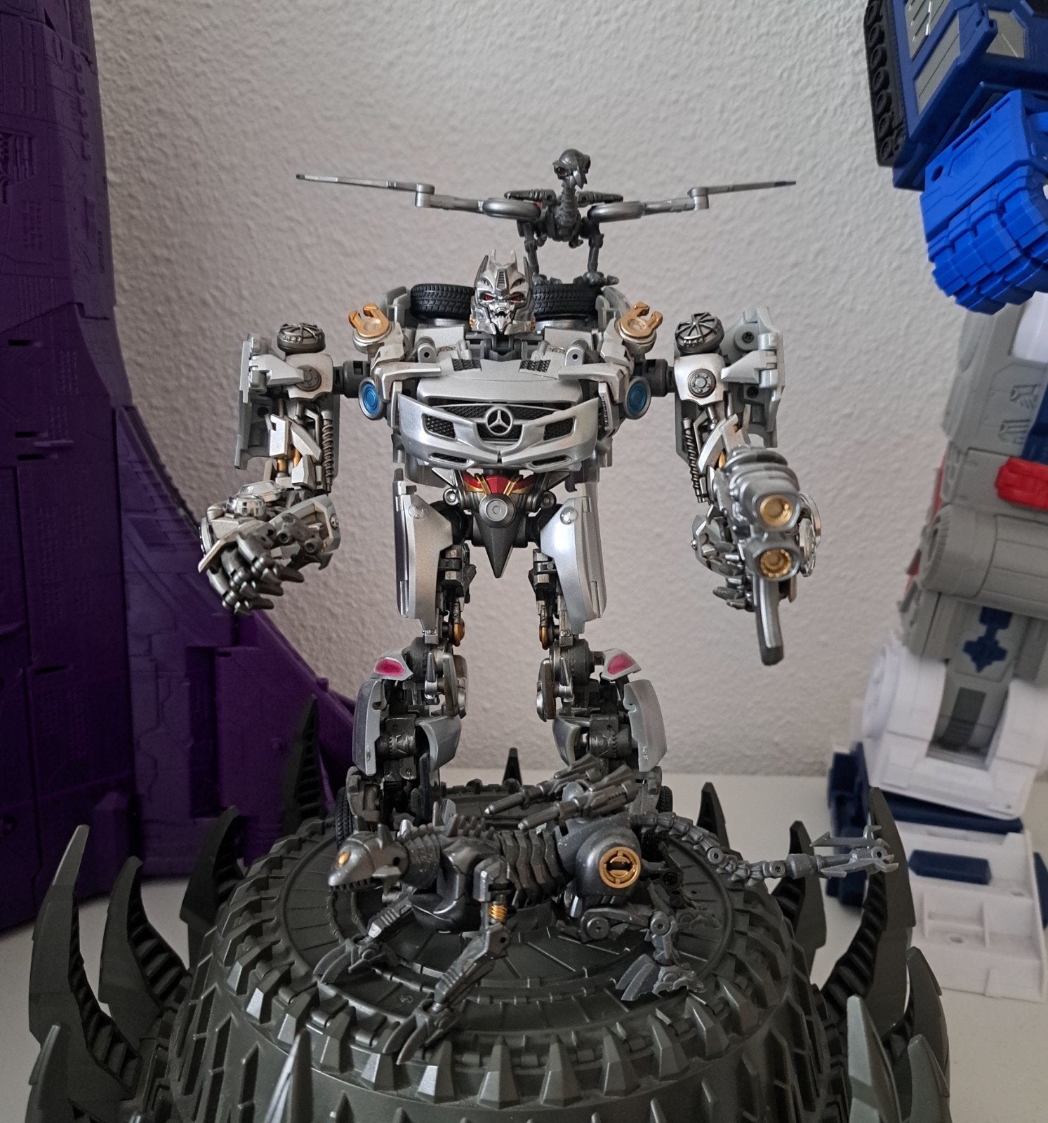 Transformers studio series Oversized Soundwave, Verzamelen, Overige generaties, Ophalen, Zo goed als nieuw