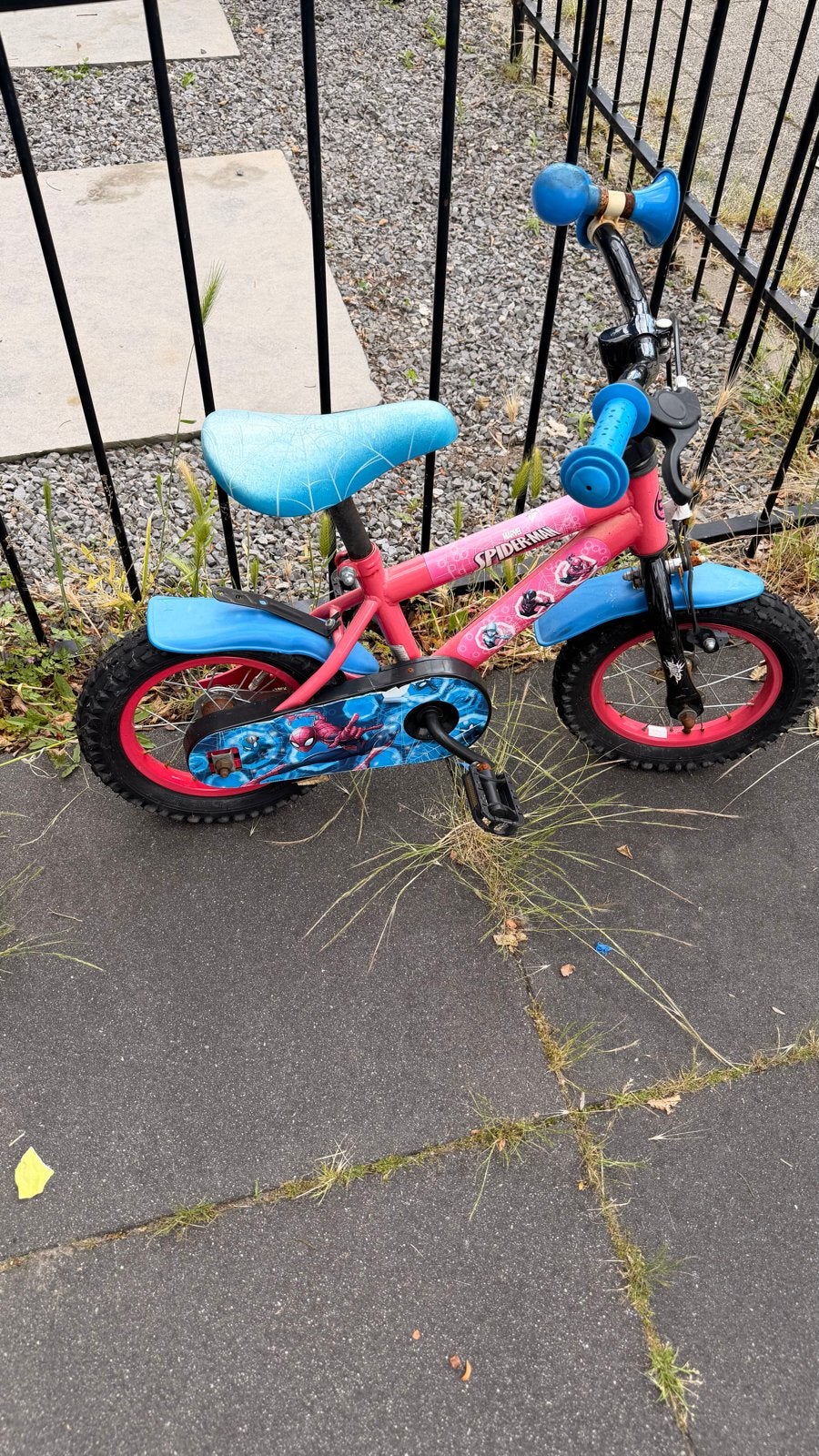 Spiderman Kinderfiets - Rood/Blauw - Gebruikt, Ophalen, Zijwieltjes, Gebruikt, Velgrem