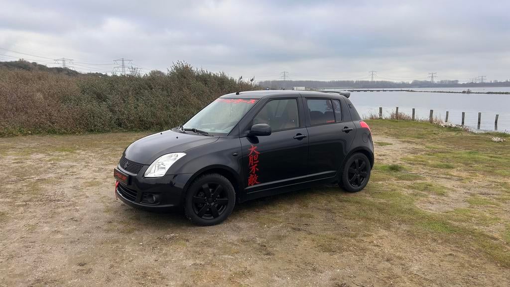 Suzuki Swift 1.3 5D 2009 Zwart met Extra’s!!, Voorwielaandrijving, 40 €/maand, 400 kg, Overige kleuren
