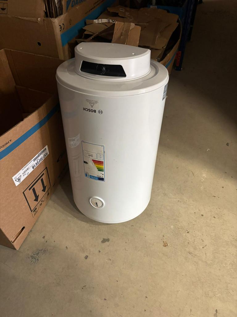 Bosch boiler 80L, Doe-het-zelf en Verbouw, Geisers en Boilers, Ophalen, Boiler, Minder dan 20 liter, Minder dan 3 jaar oud