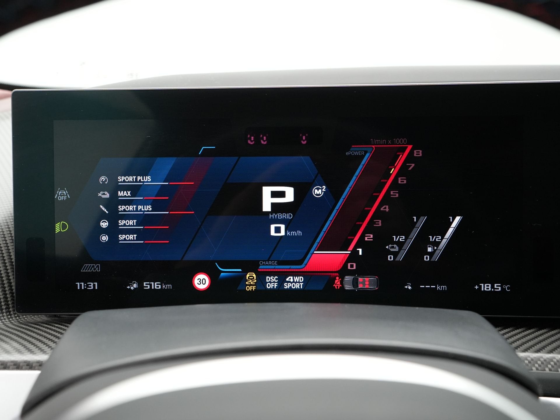 BMW XM PHEV 50e 30 kWh (bj 2026, automaat), Auto's, Gebruikt, Met garantie (alle), Overige brandstoffen, Zwart