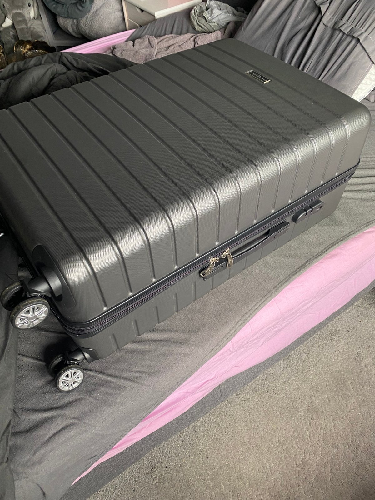 Nieuwe reiskoffer, Hard kunststof, 45 tot 55 cm, Nieuw, 70 cm of meer