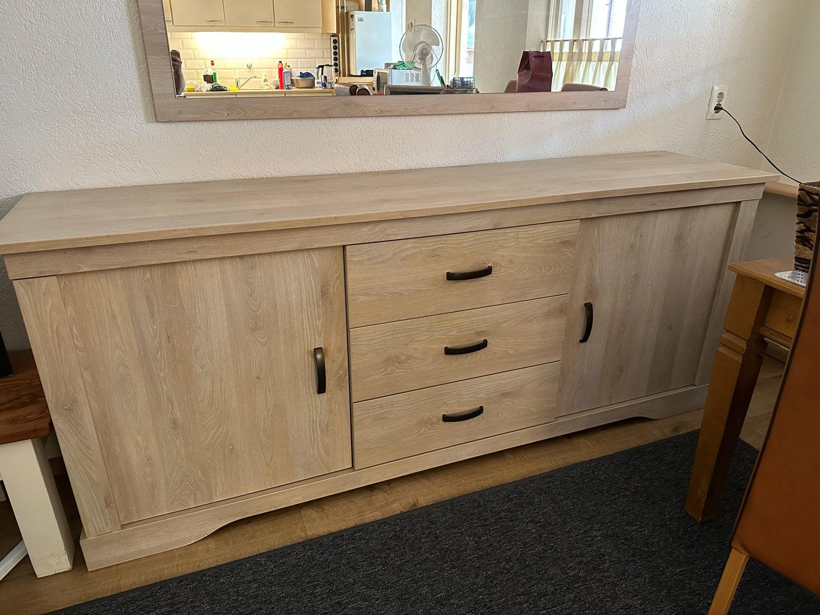 Dressoir met spiegel, Huis en Inrichting, Kasten | Dressoirs, Ophalen, Zo goed als nieuw, 200 cm of meer, Met lade(s)