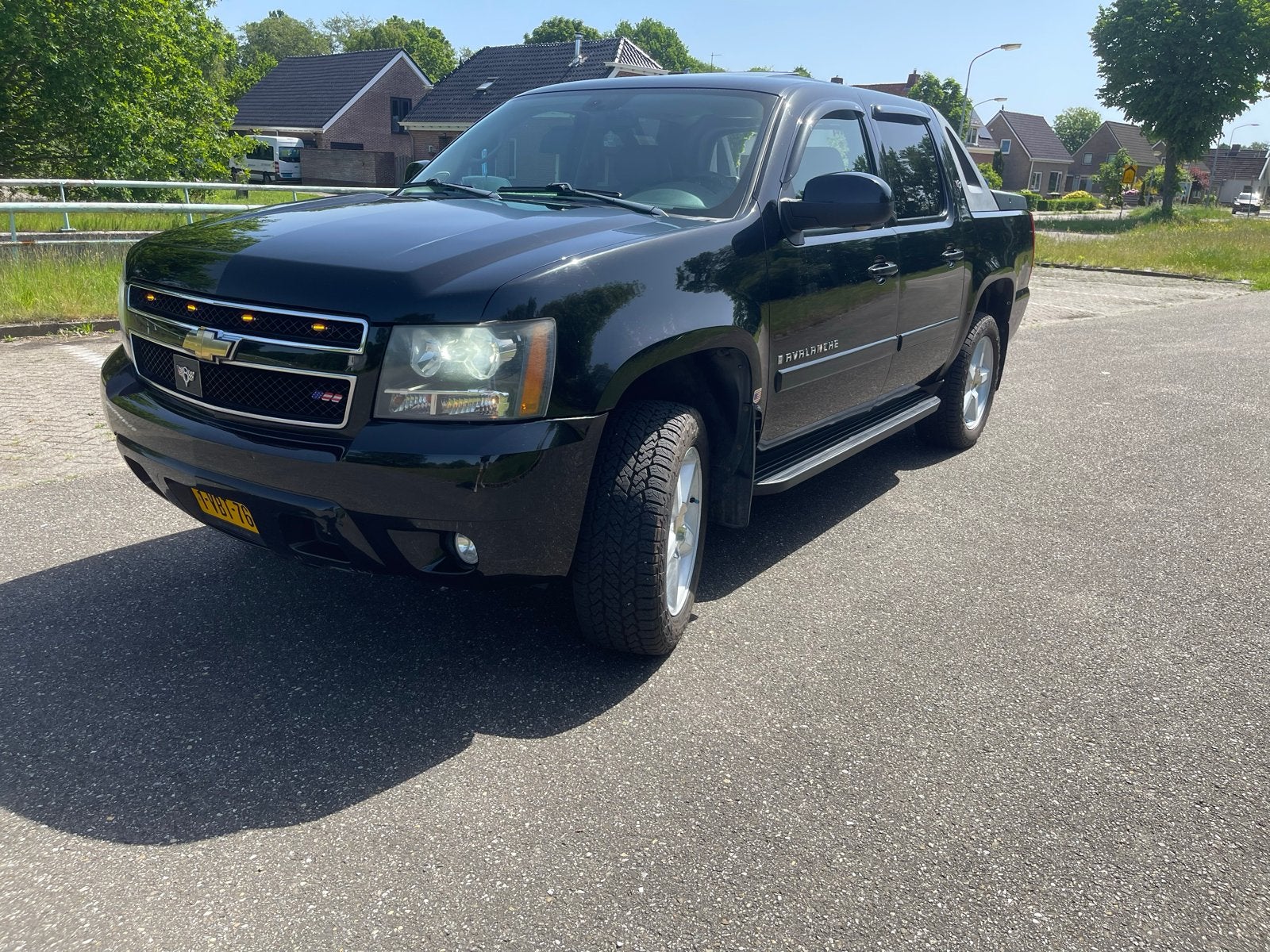 Chevrolet 2009 USA Avalanche 5.3V8 4WD LPG-G3 Trekhaak, 3500 kg, 2431 kg, Chevrolet, Zwart