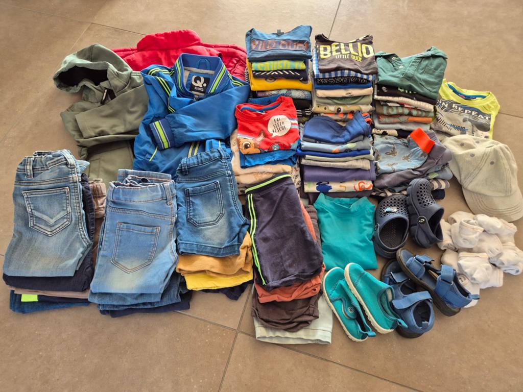Lente / zomer kledingpakket jongens maat 86/92 92 delig, Ophalen, Zo goed als nieuw, Maat 92