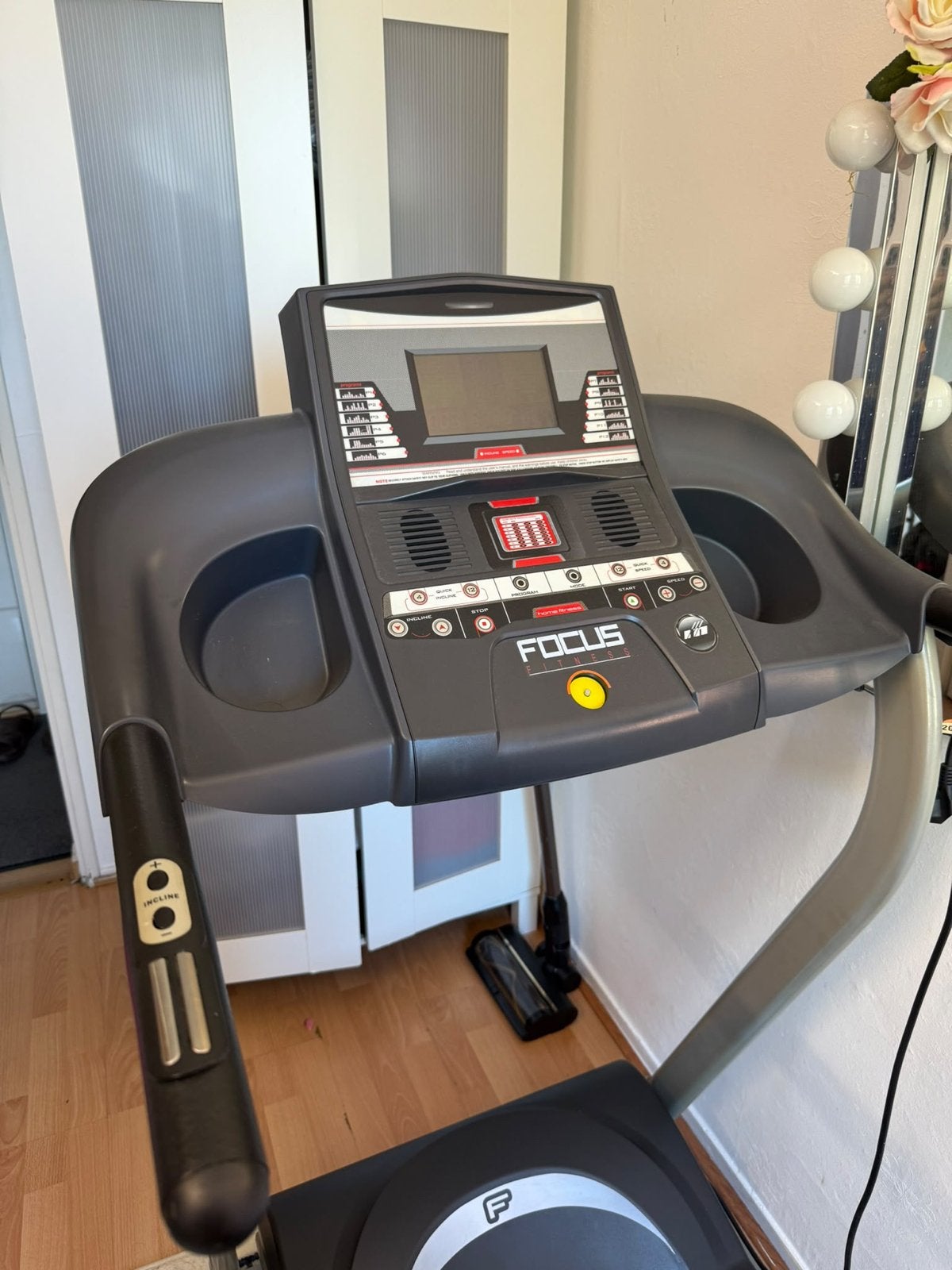 Focus Fitness Loopband - Zo goed als nieuw, Ophalen, Zo goed als nieuw, Metaal, Loopband