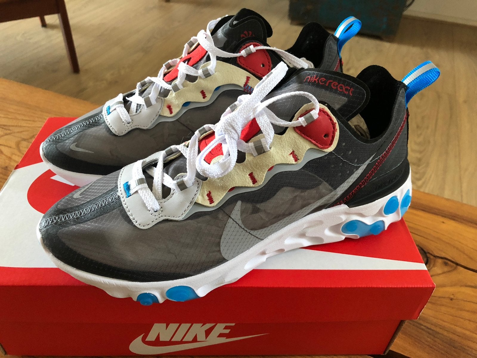 Nieuw Nike React Element 87 40.5 US 7.5 UK 40 Sneakers Patta, Blauw, Nieuw, Ophalen of Verzenden, Sneakers of Gympen