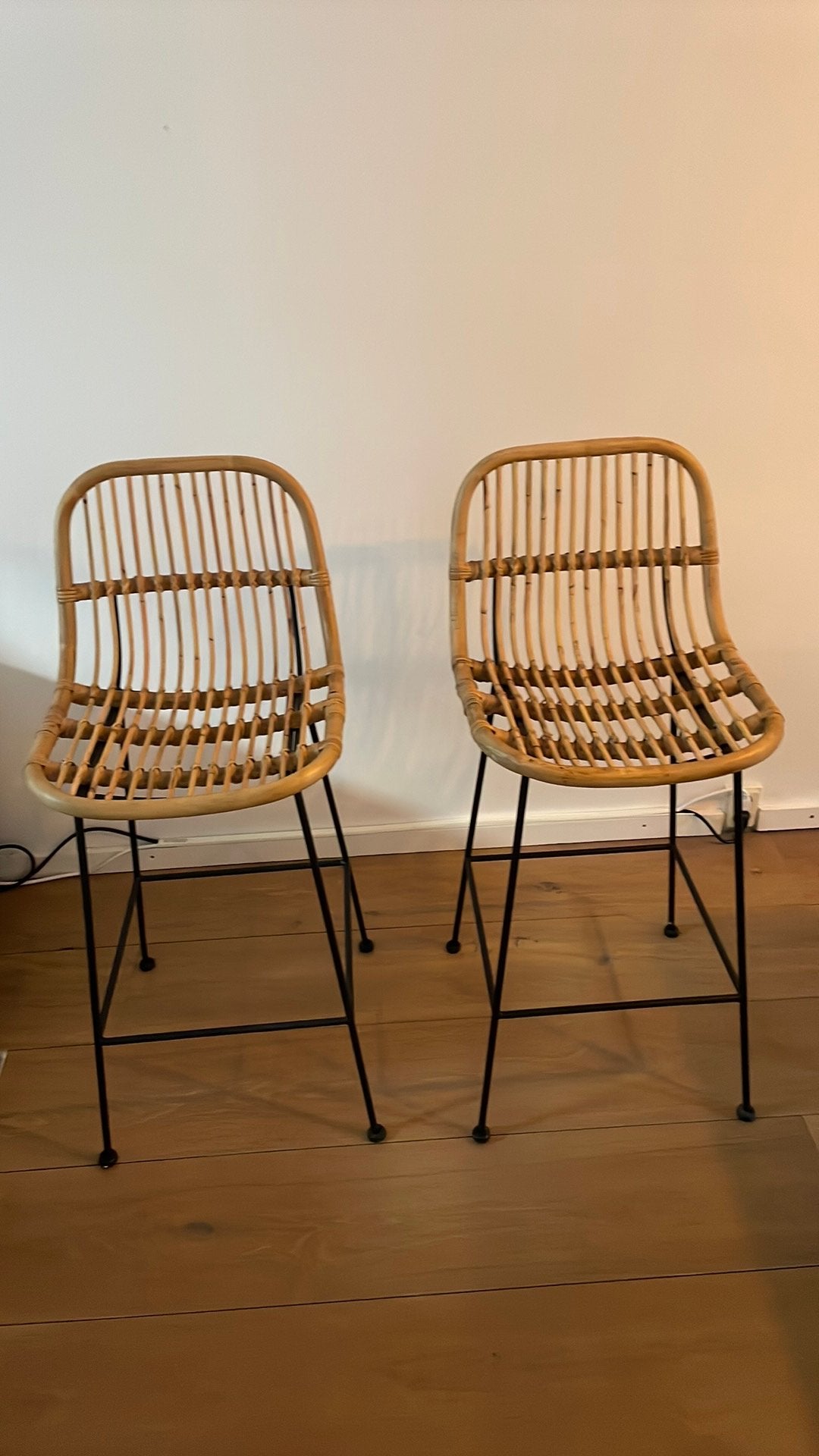 Rotan barkrukken, Huis en Inrichting, Ophalen, Zo goed als nieuw, Bruin, Twee