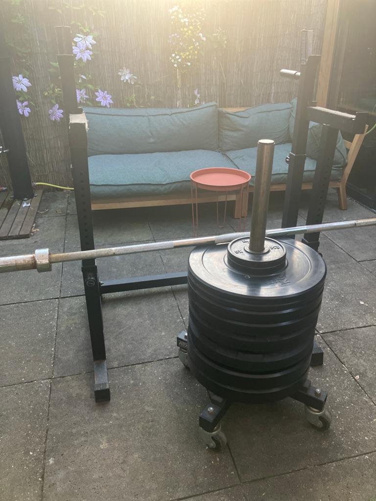 Squatrek met halterstang en gewichten, Ophalen, Gebruikt, Armen, Halterset
