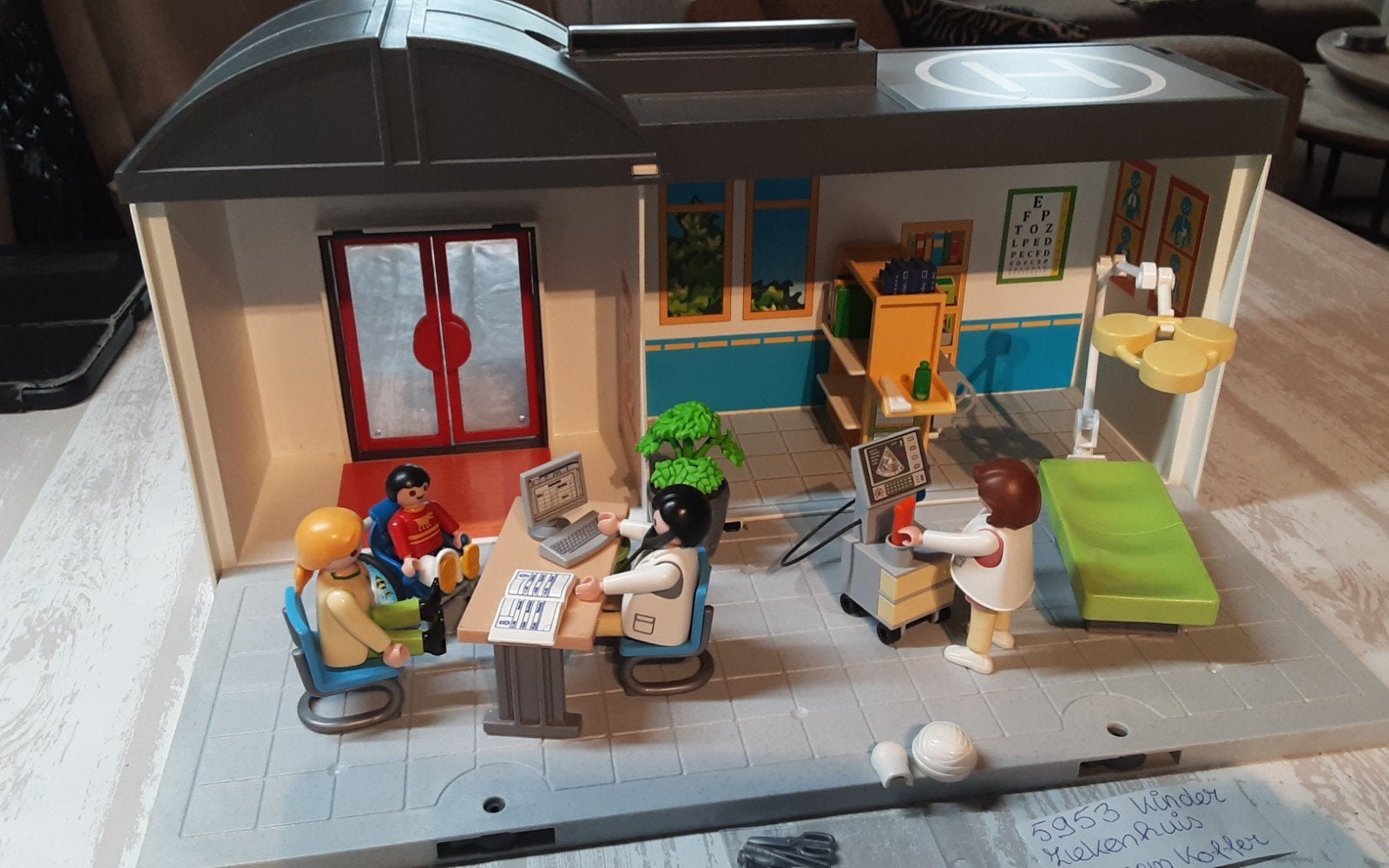 5953 kinderarts in meeneem koffer, Ophalen of Verzenden, Zo goed als nieuw