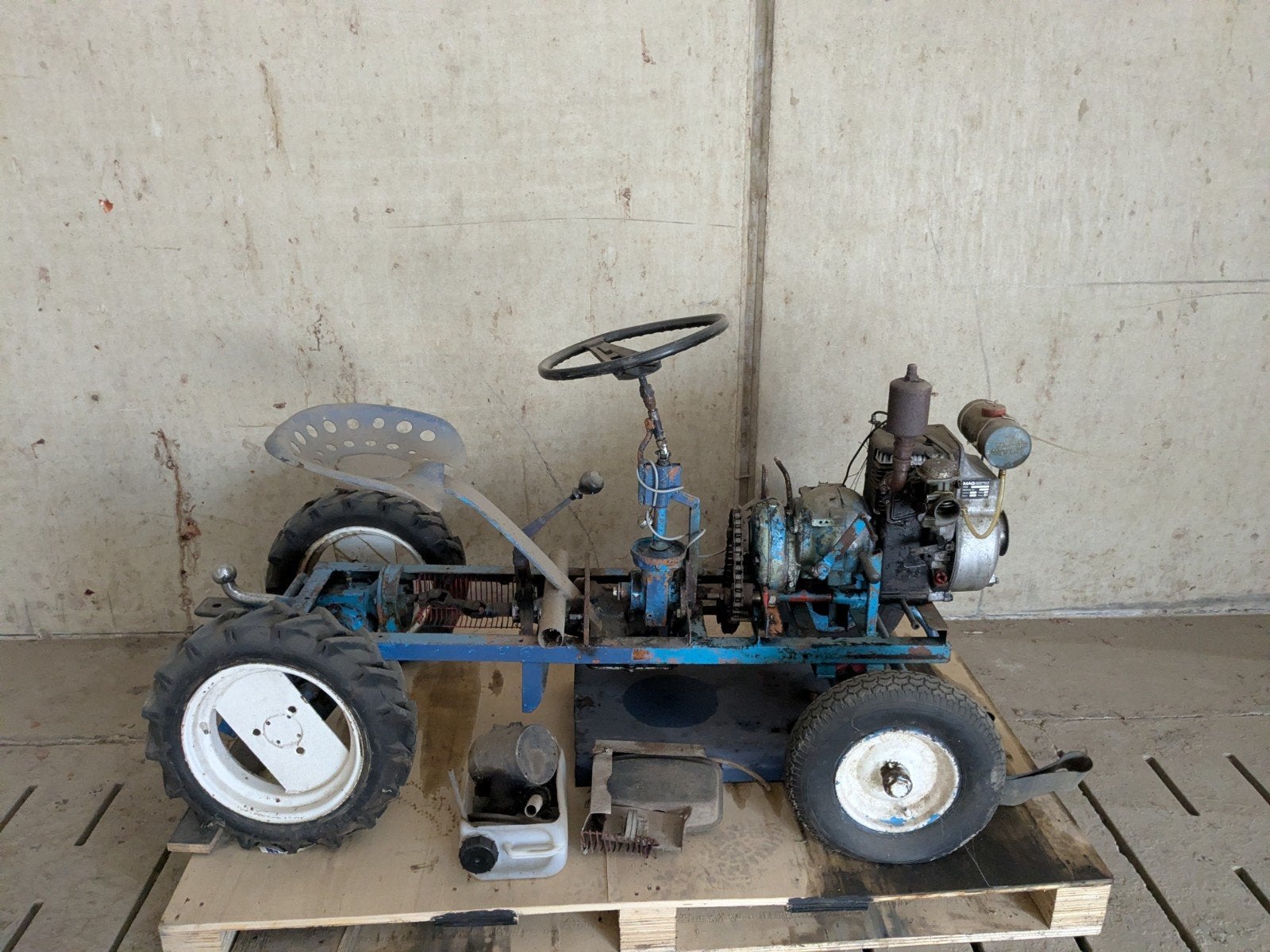 Mini trekker project met motor en versnellingsbak, Ophalen