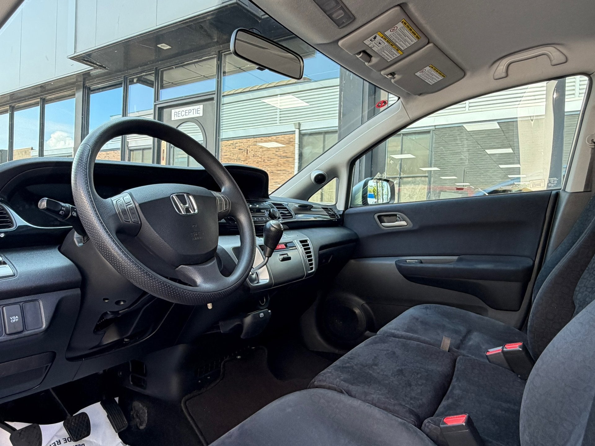 Honda FR-V 2.0i Lifestyle | Alabaster Silver Metallic | Ruim, Auto's, Honda, Voorwielaandrijving, 1998 cc, Stof, Gebruikt