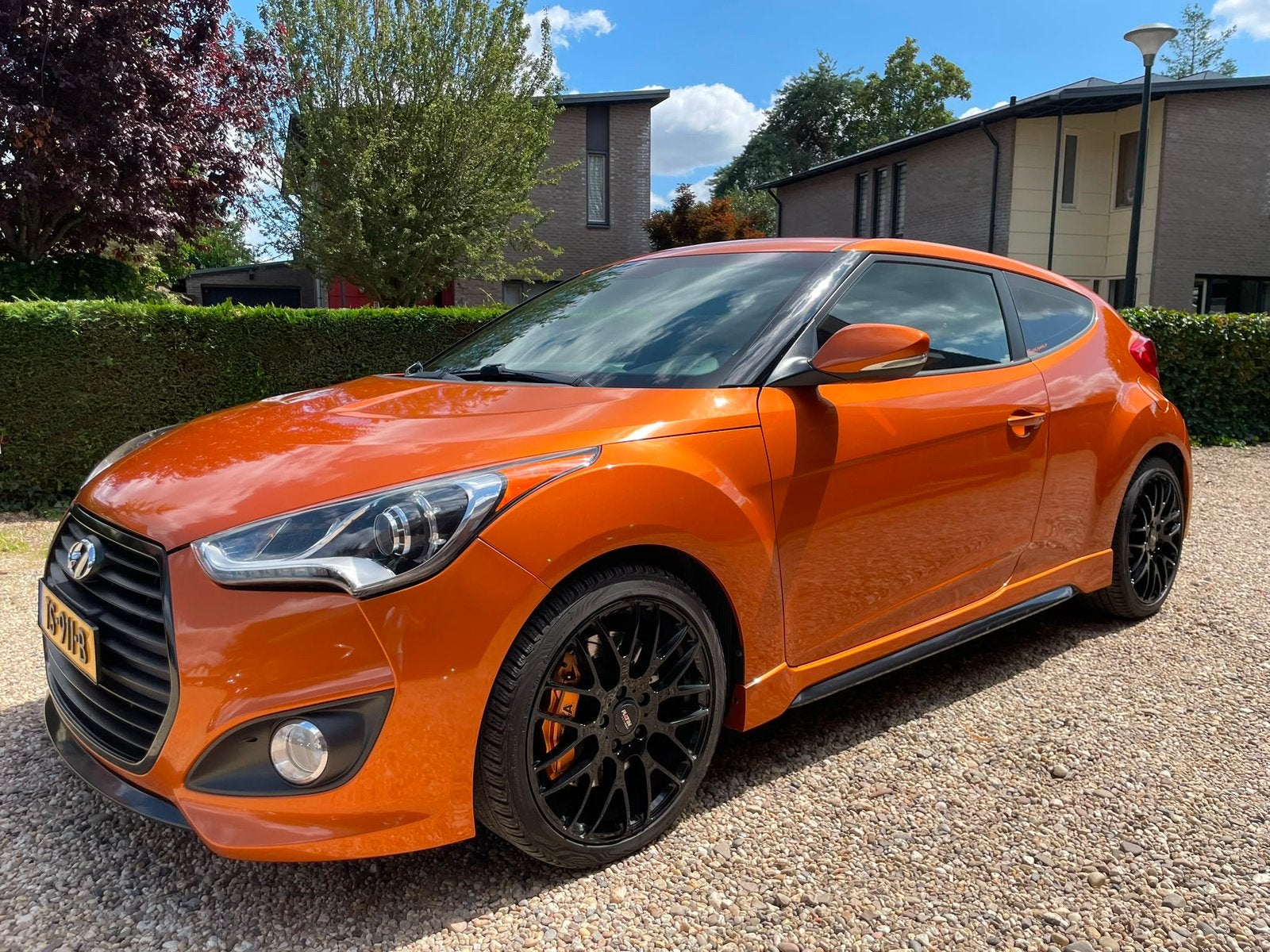 Hyundai Veloster AUTOMAAT 2016 1.6 GDI Stage 1-320 PK !!  |, Automaat, 1591 cc, Overige kleuren, 4 stoelen