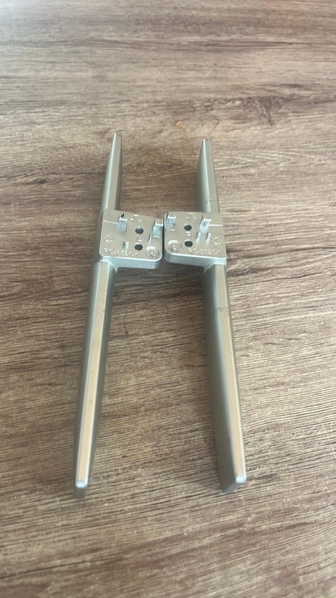 Voetjes Philips led tv (43PUS7505, 43PUS7555), Audio, Tv en Foto, Televisie-accessoires, Ophalen of Verzenden, Zo goed als nieuw