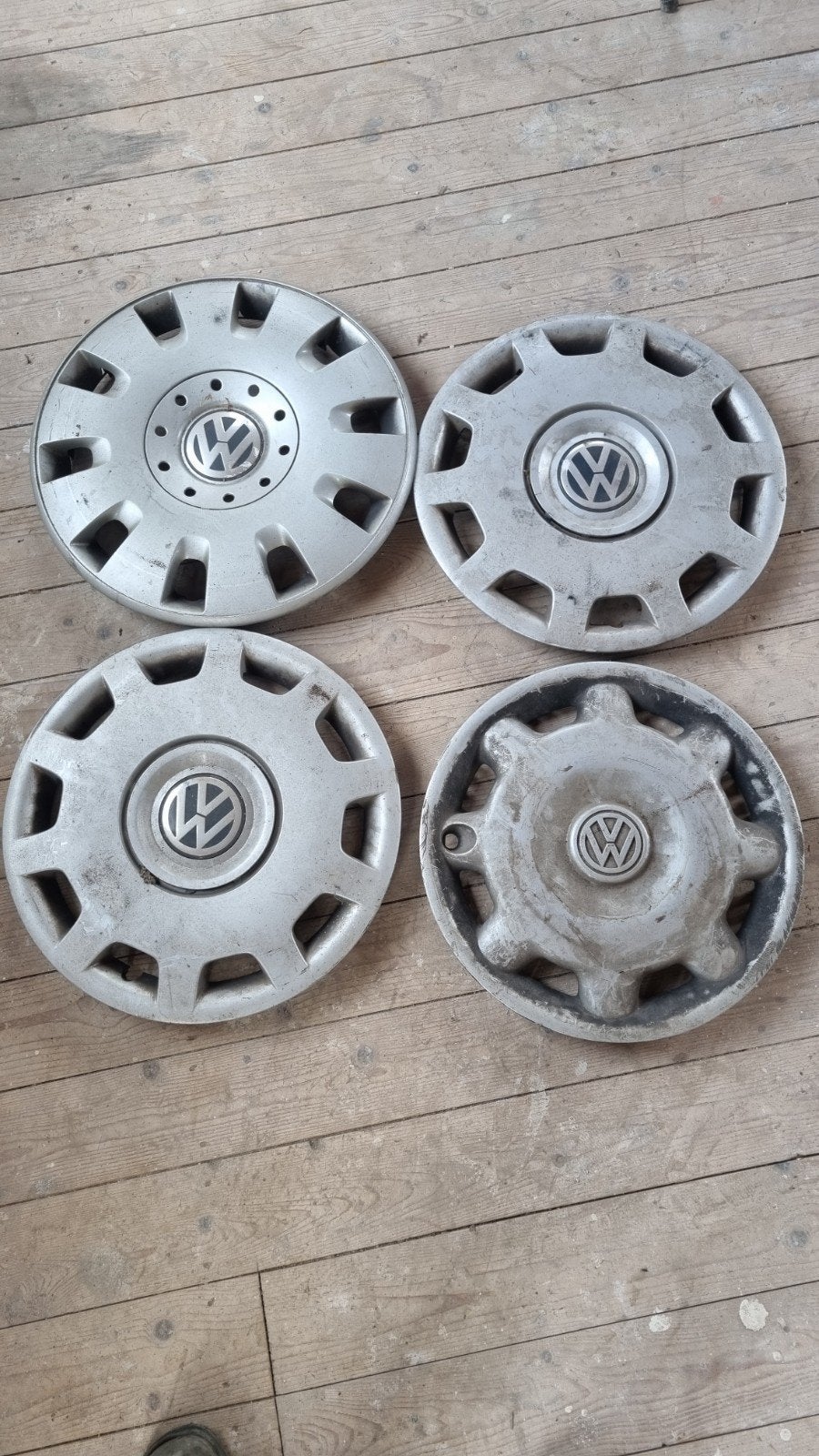 Volkswagen VW wieldoppen, Ophalen