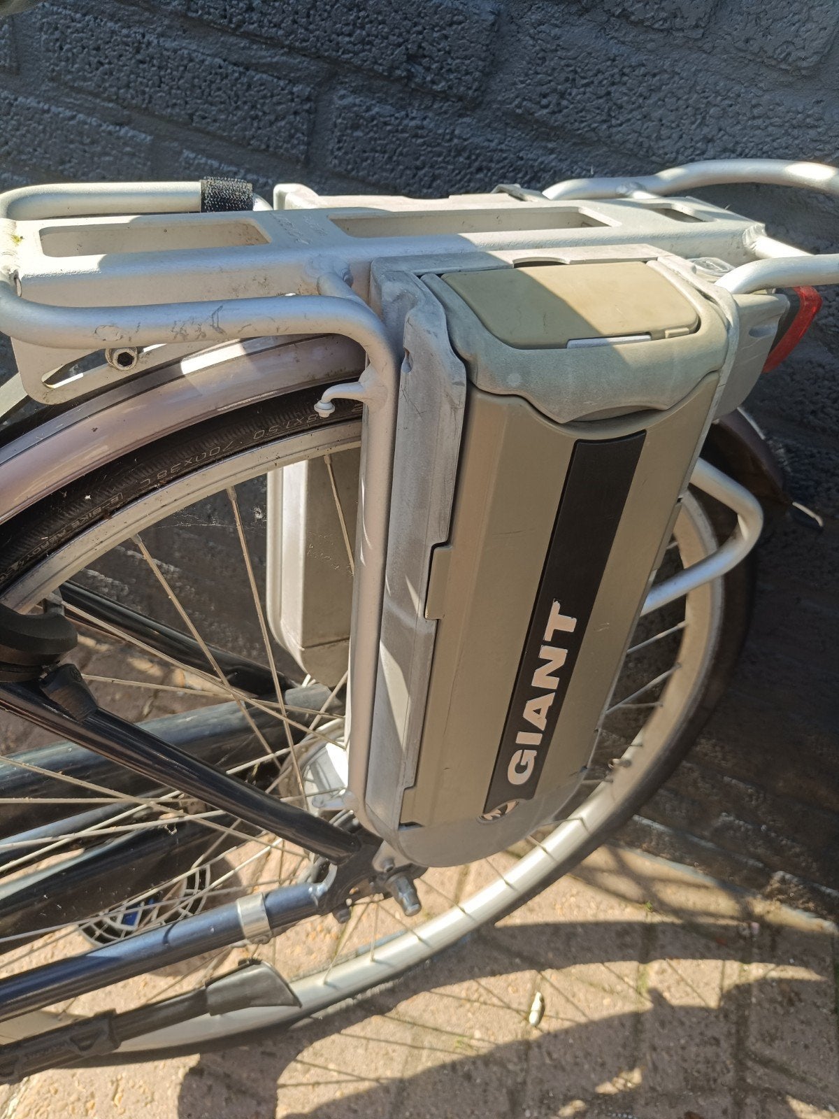 Giant Twist Opknapper met 2 accu's en lader, Ophalen