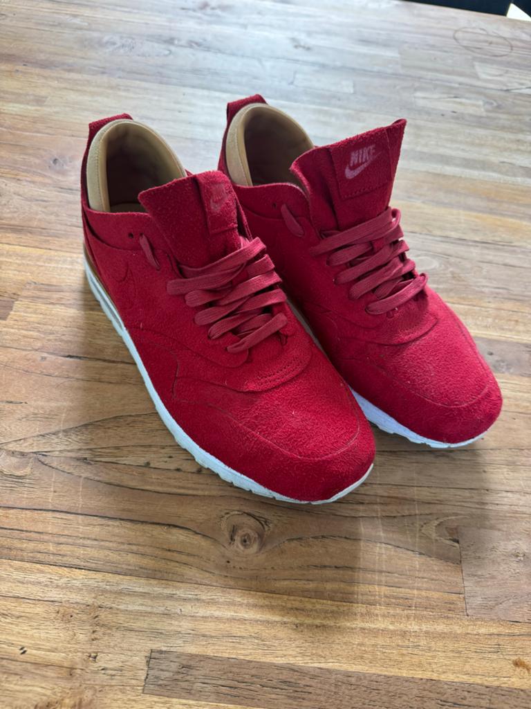 Nike Air Max 1 Royal gym red - Maat 44, Ophalen of Verzenden, Zo goed als nieuw, Sneakers of Gympen