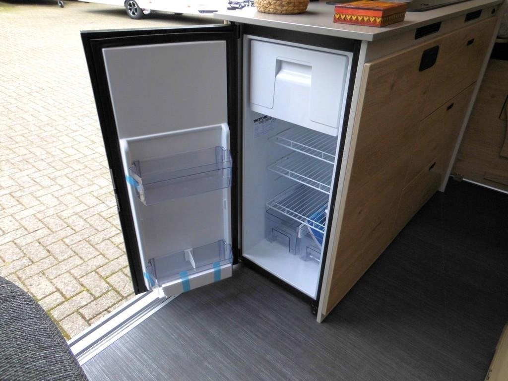 Foto 13 van Dethleffs Globetrail 600DS 14430,=VOORDEEL COMPLEET ALL INCL