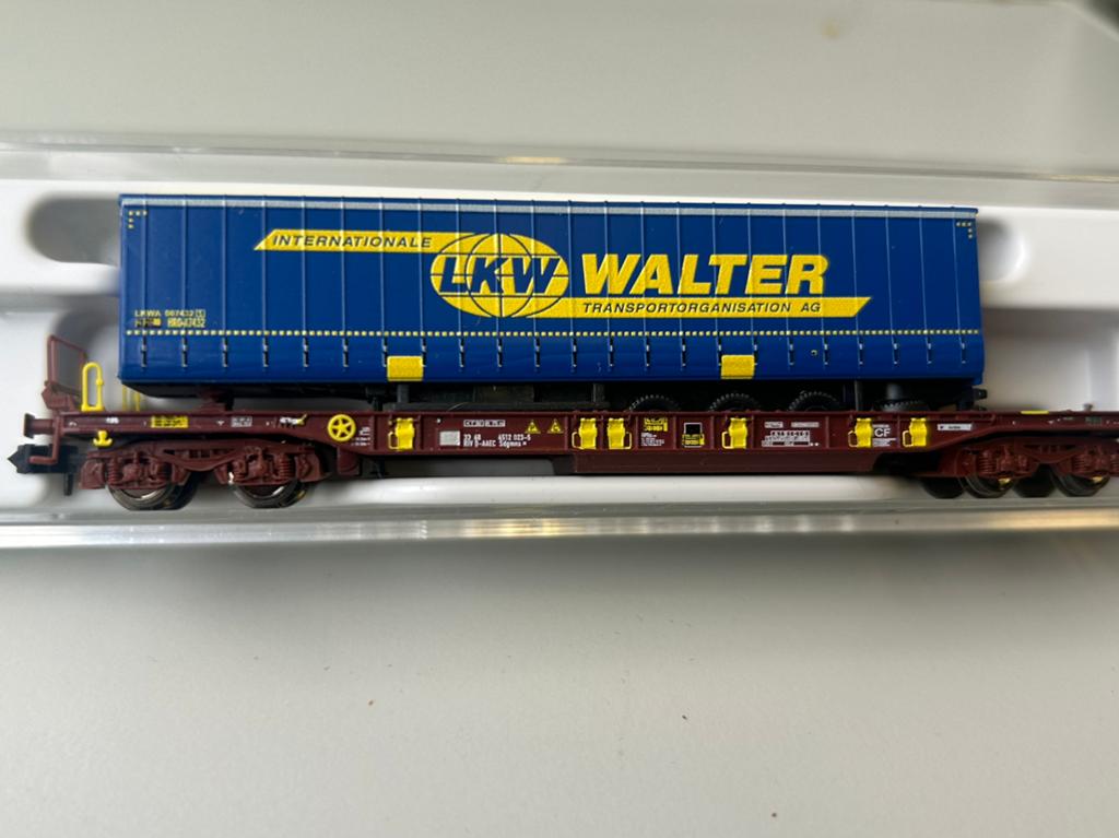 N Fleischmann 2 stuks 825051 LKW walter zo goed als nieuw, Gelijkstroom, Fleischmann, Wagon, Ophalen of Verzenden
