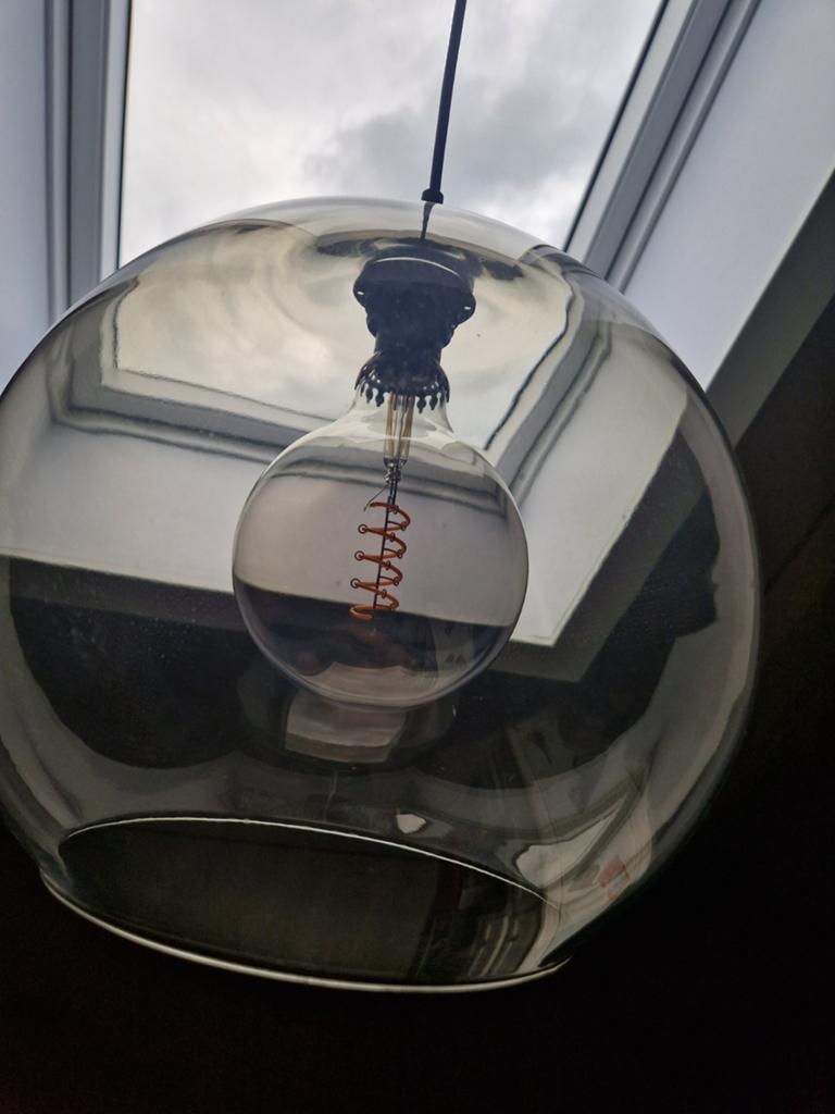 Moderne glazen hanglamp met Edison gloeilamp, Ophalen, Zo goed als nieuw, Glas, Modern, Industrieel, Scandinavisch