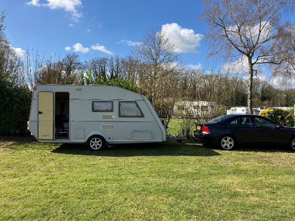 Kip StarLine 44TTR (2000) Caravan in nette en complete staat, Caravans en Kamperen, Caravans, Particulier, tot en met 3, 1000 - 1250 kg