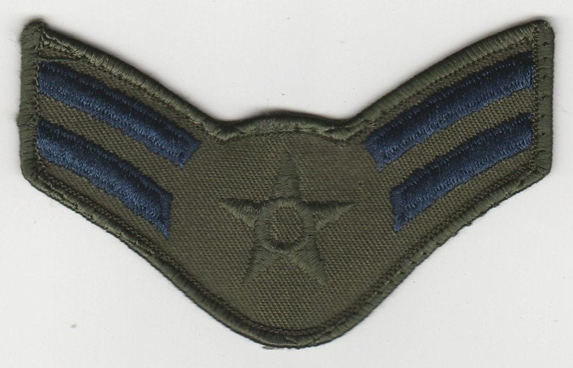 rang US Air Force (USAF) - Airman First Class, Ophalen of Verzenden, Luchtmacht, Amerika, Embleem of Badge