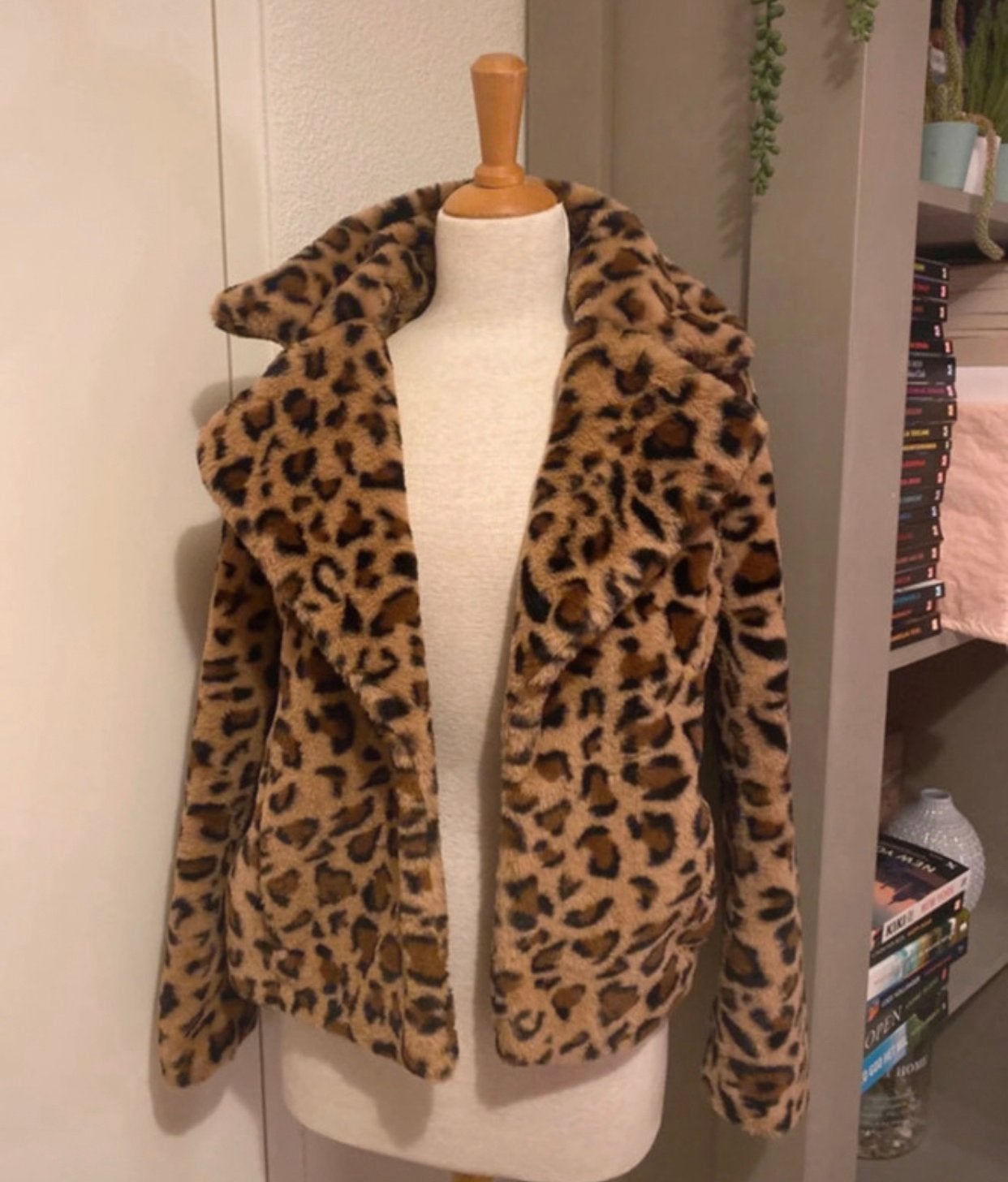 COS Panterprint faux fur jas S nieuw leopard coat herfst, Kleding | Dames, Jassen | Winter, Ophalen of Verzenden, Nieuw, Maat 36 (S)