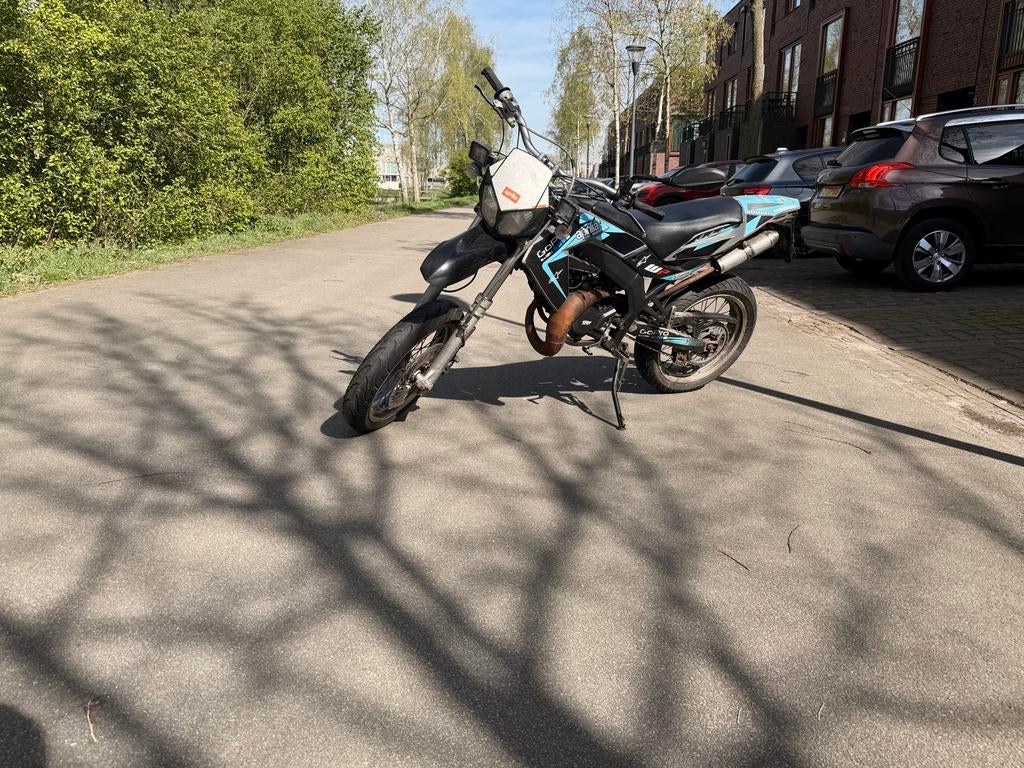 Aprilia SX50 2007 met nieuwe michelin banden, Ophalen, Tweetakt, Gebruikt, Overige modellen