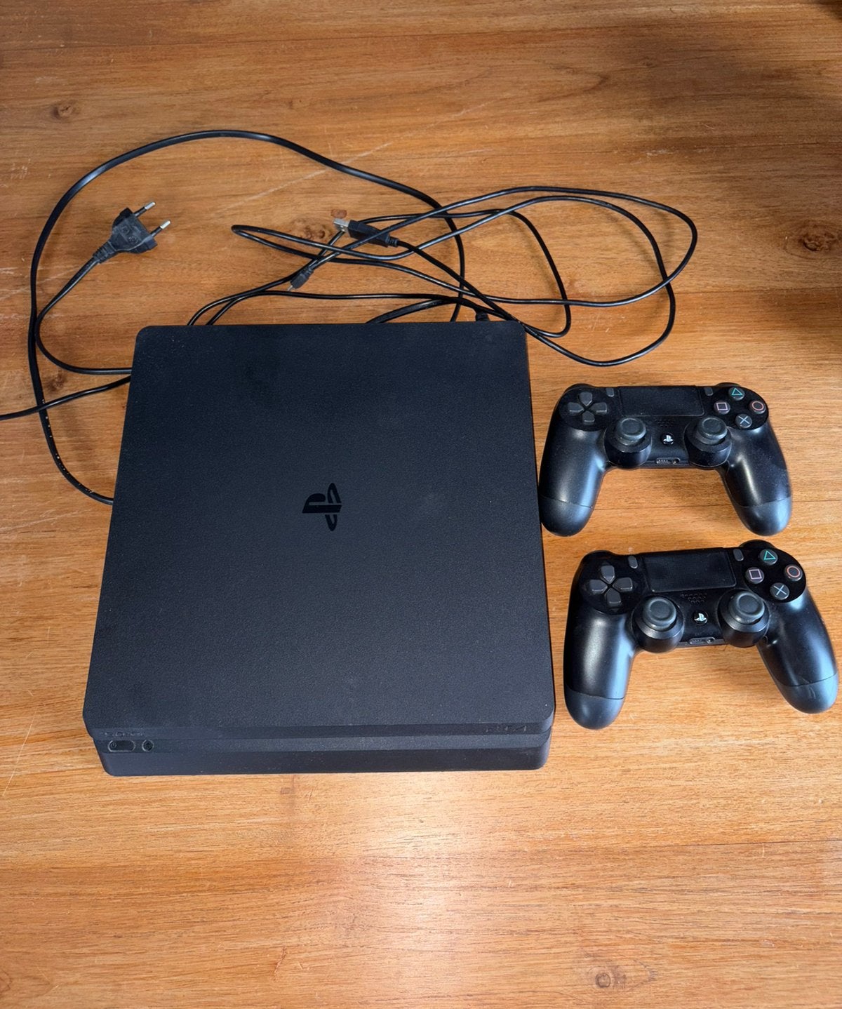 Playstation 4 met 2 controllers en games, Spelcomputers en Games, Met games, Met 2 controllers, Ophalen of Verzenden, Zo goed als nieuw