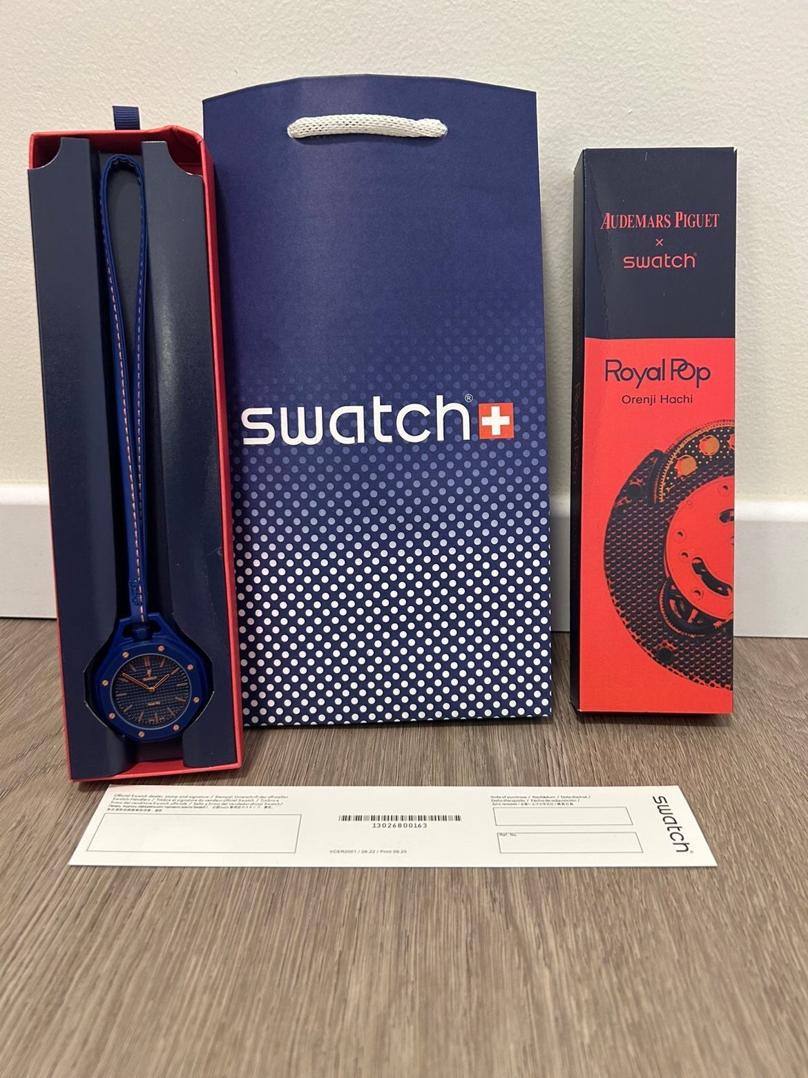 AP X Swatch Horloge, Overige materialen, Zakhorloge, Leer, Swatch