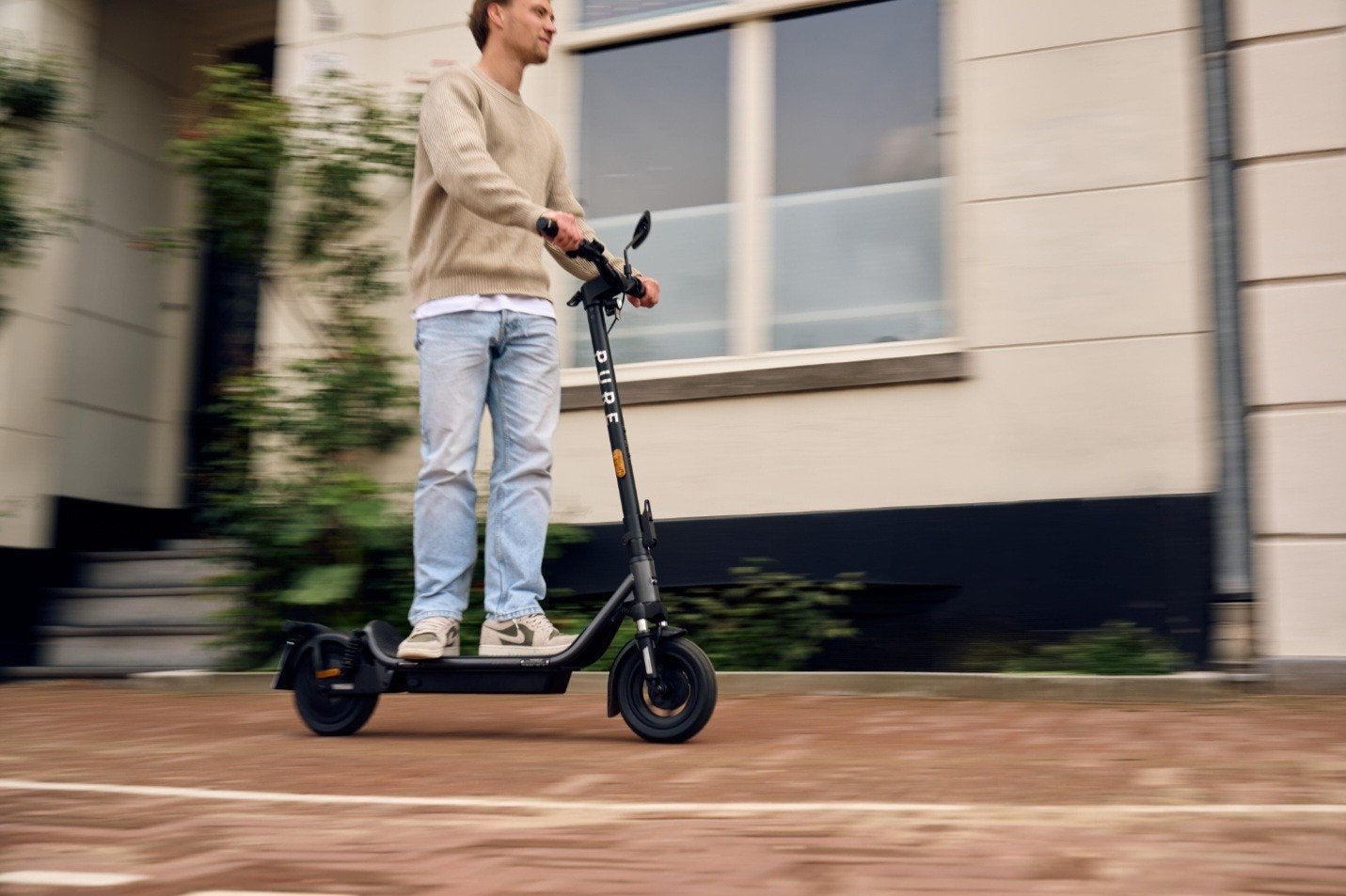 legale e-step Pure Air pro+ NL. Voorzien van kenteken, Ophalen of Verzenden