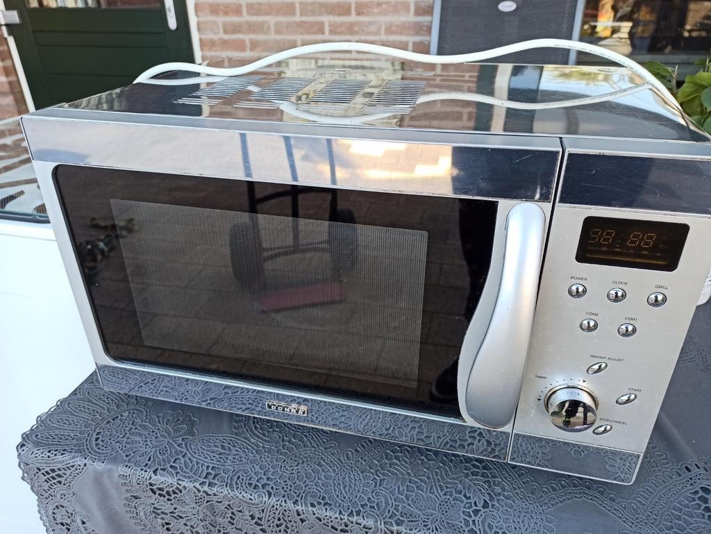 Donna WD900 grill)/micro wave oven, Ophalen, Grill