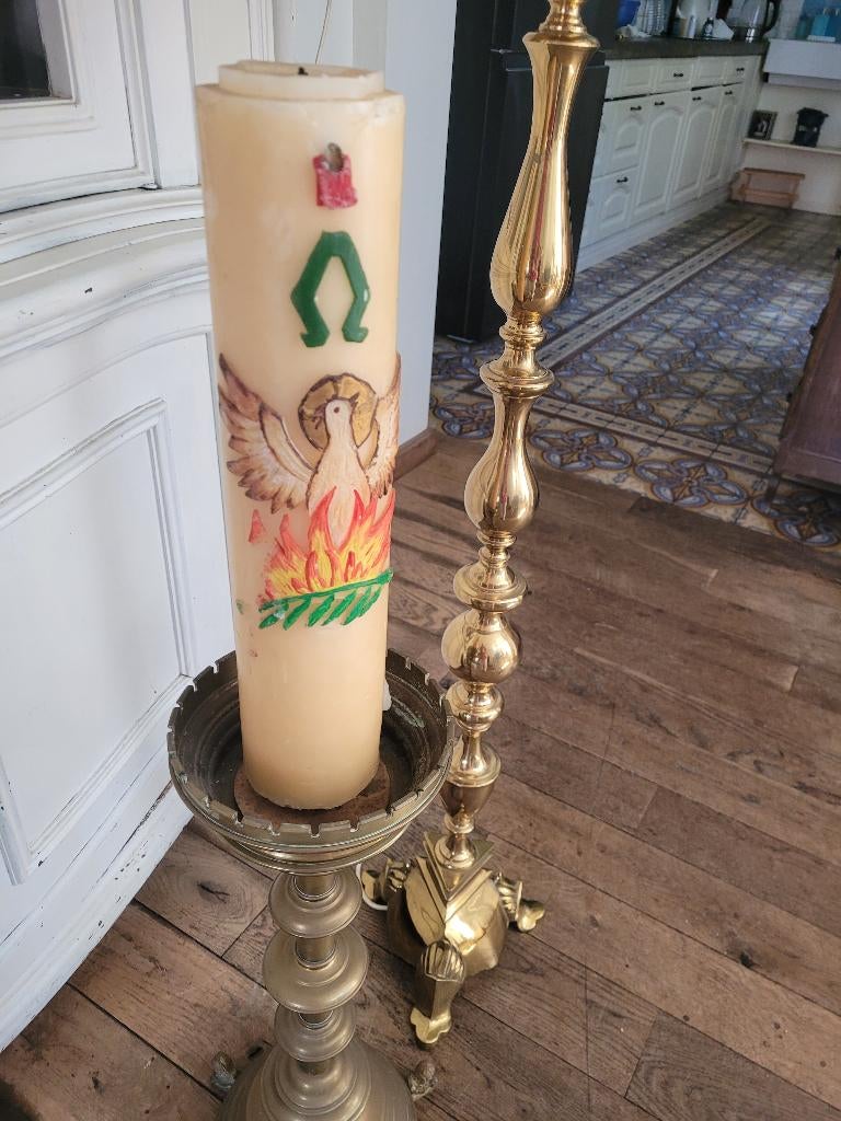 Antieke massief koperen kerkkandelaar met kaars, Ophalen of Verzenden, Koper of Brons
