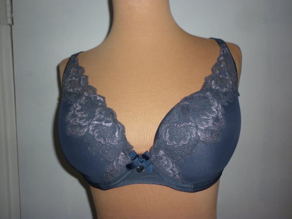 beugelbh maat 75F voorgevormde cups merk : Chantelle, Verzenden, Grijs, BH