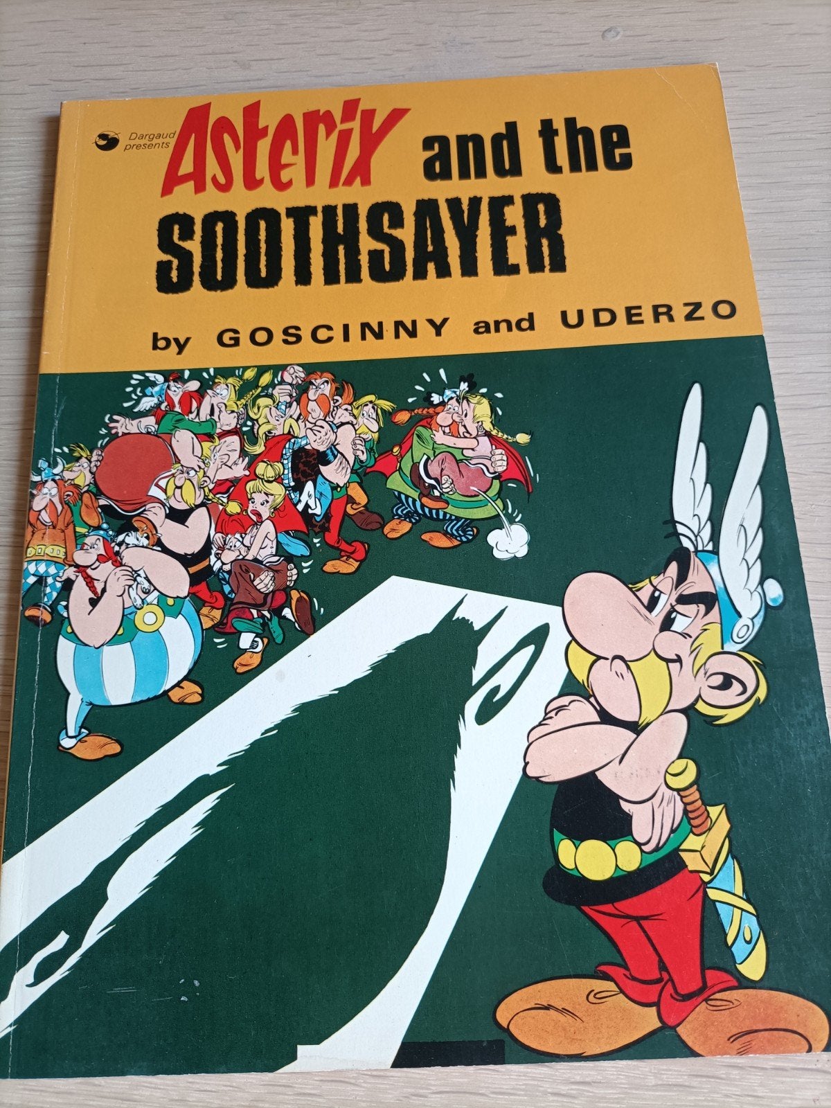 Asterix and the Soothsayer - Engelse strip, Eén stripboek, Ophalen of Verzenden, Gelezen, Goscinny and Uderzo