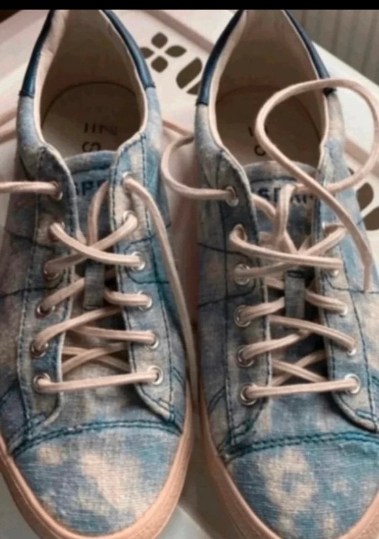 sneakers Esprit, Ophalen of Verzenden, Zo goed als nieuw, Sneakers of Gympen