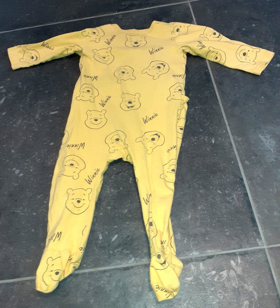 Baby pyjama Winnie the Pooh Disney Baby 12M, Ophalen of Verzenden, Nieuw, Jongetje of Meisje, Nacht- of Onderkleding