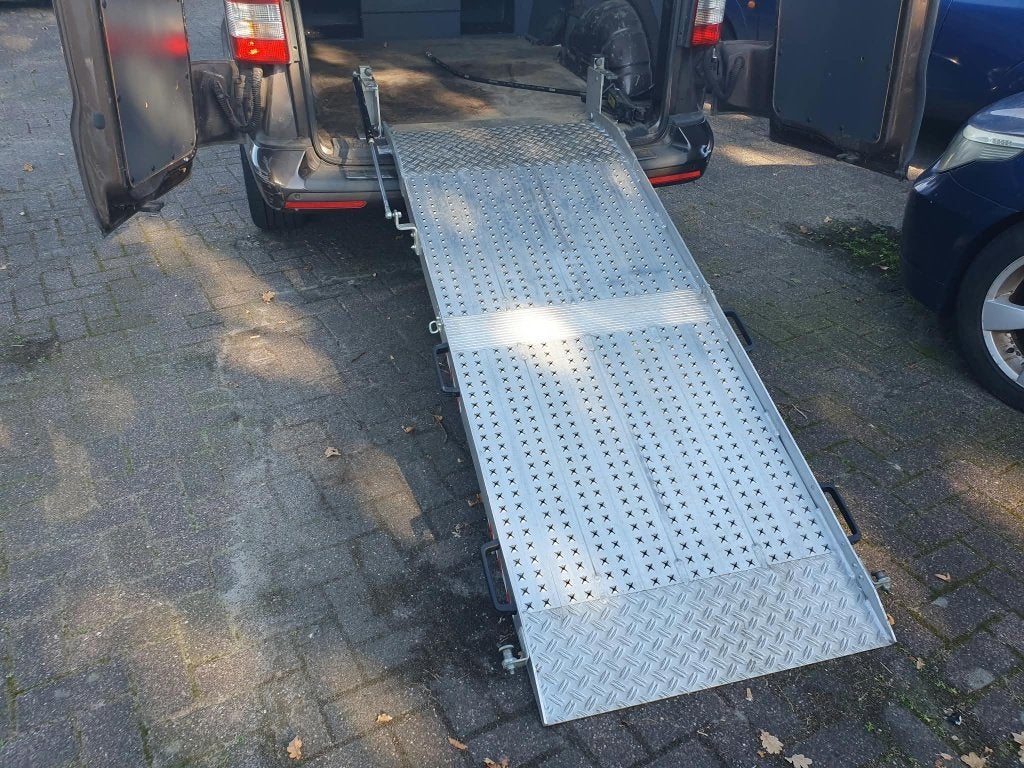 Altec oprijplaat 350 kg, Ophalen