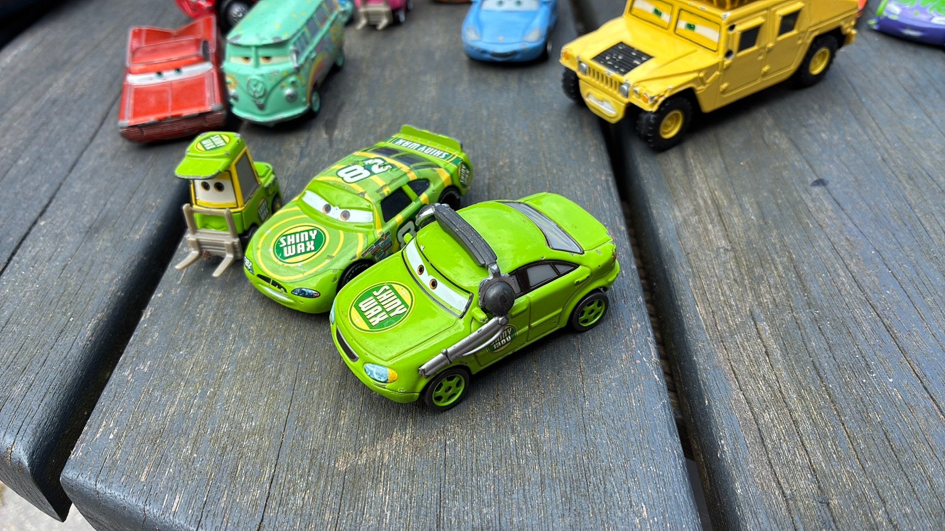Te koop: Disney Pixar Cars – Shiny Wax set 3-delig, Mattel, Ophalen of Verzenden, Gebruikt, Groter dan 1:32, Overige merken