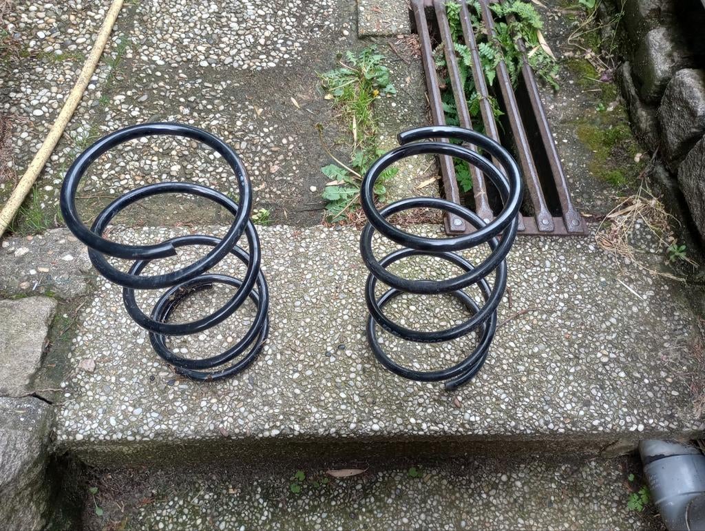 Subaru Impreza 1998- 2001 stalen veren, Ophalen of Verzenden, Subaru