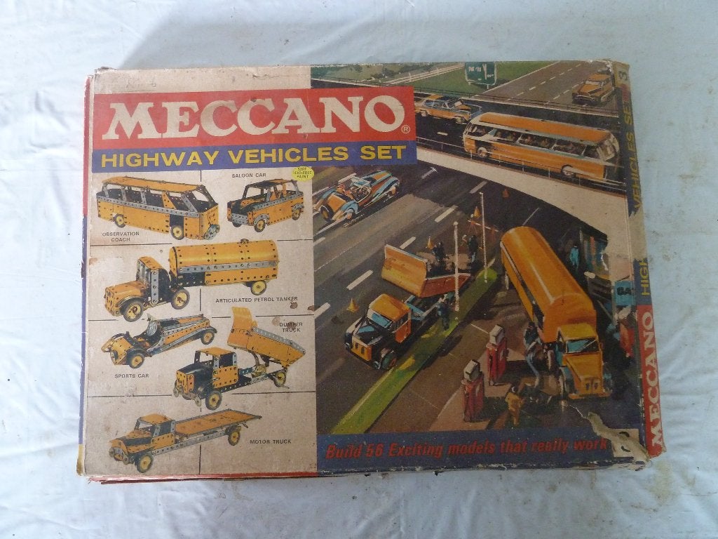 Meccano speelgoed, Ophalen