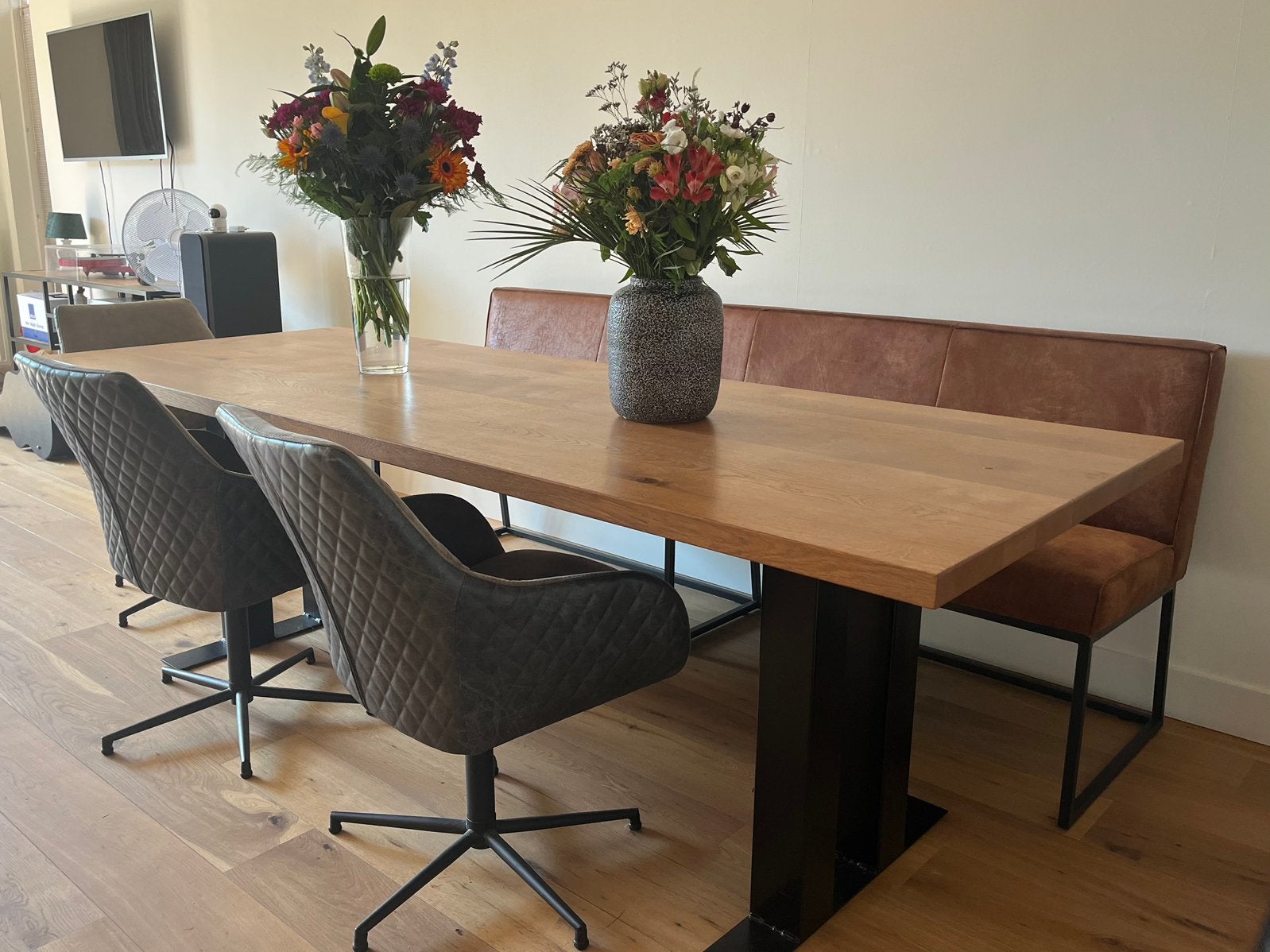 Eettafel 240 x 90 + 4,5 zits bank, Huis en Inrichting, Tafels | Eettafels, Ophalen, 200 cm of meer, 50 tot 100 cm, Zo goed als nieuw
